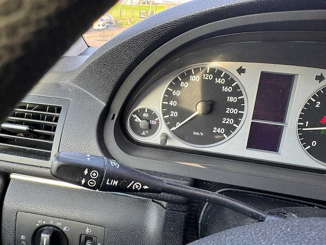 Mercedes-benz b-klasse 170 elégance 20-rr-sz - afbeelding 1 van  10