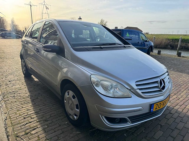 Mercedes-benz b-klasse 170 elégance 20-rr-sz - afbeelding 12 van  16