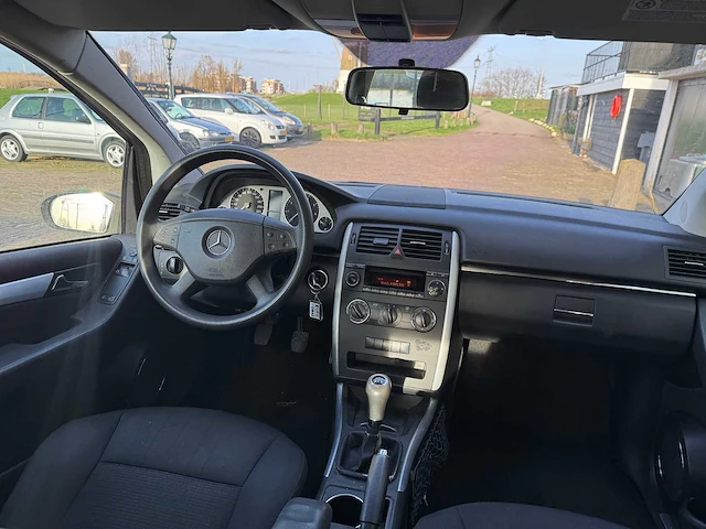 Mercedes-benz b-klasse 170 elégance 20-rr-sz - afbeelding 15 van  16