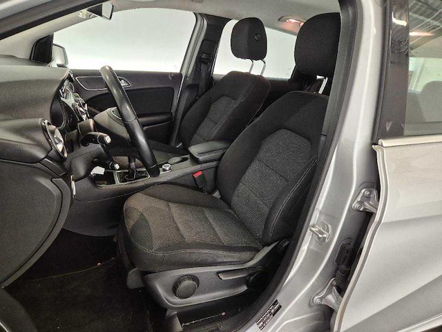 Mercedes-benz b-klasse 180; 14-tlg-5 - afbeelding 2 van  2