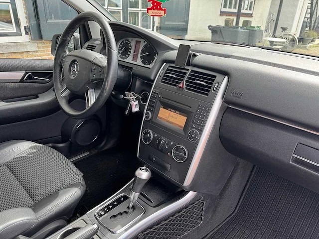 Mercedes-benz b-klasse 180 busines cl. *, 93-kvg-6 - afbeelding 25 van  25
