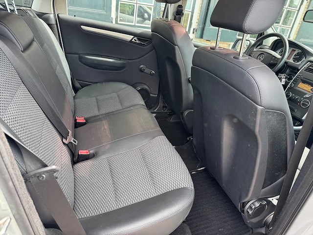 Mercedes-benz b-klasse 180 busines cl. automaat 93-kvg-6 - afbeelding 3 van  25