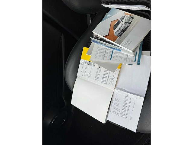 Mercedes-benz b-klasse 180 busines cl. automaat 93-kvg-6 - afbeelding 17 van  25