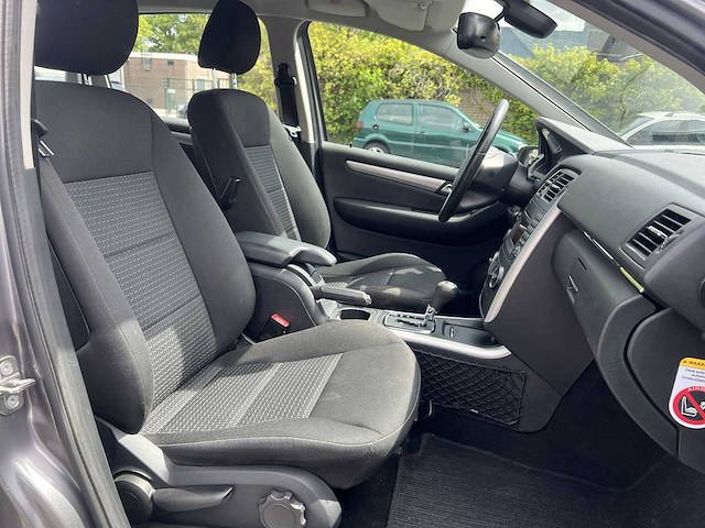 Mercedes-benz b-klasse 180 business class | 14-rgs-3 - afbeelding 11 van  26