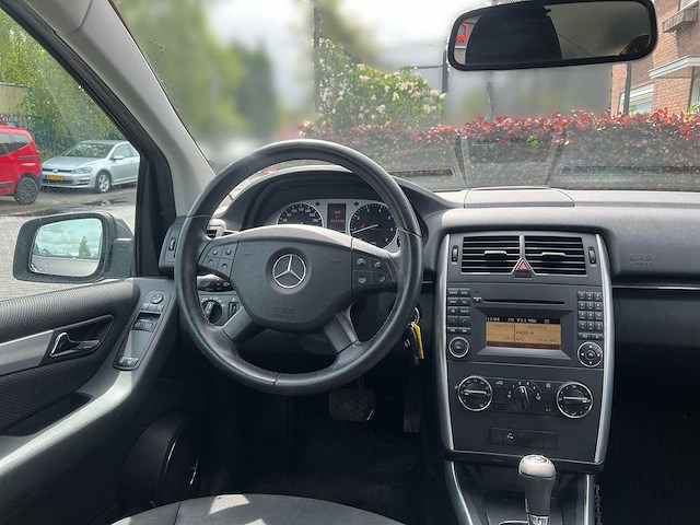 Mercedes-benz b-klasse 180 business class | 14-rgs-3 - afbeelding 21 van  26