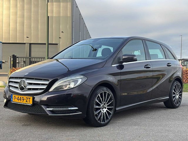Mercedes-benz b-klasse 180 prestige 2014 | p-449-zt iaw - afbeelding 1 van  24