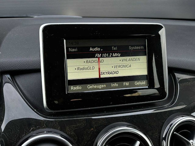 Mercedes-benz b-klasse 180 prestige 2014 | p-449-zt iaw - afbeelding 21 van  24