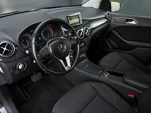 Mercedes-benz b-klasse 180 prestige 2014 | p-449-zt iaw - afbeelding 8 van  20