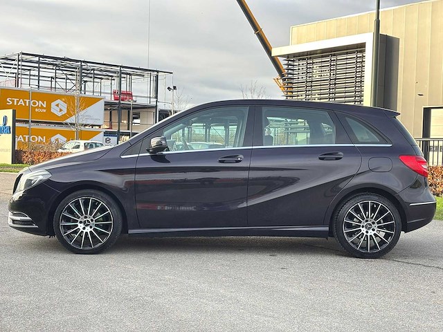 Mercedes-benz b-klasse 180 prestige 2014 | p-449-zt iaw - afbeelding 12 van  24