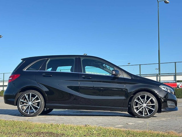 Mercedes benz b-klasse 200 ambition | car | 2015 | k-330-gp | iaw - afbeelding 16 van  19