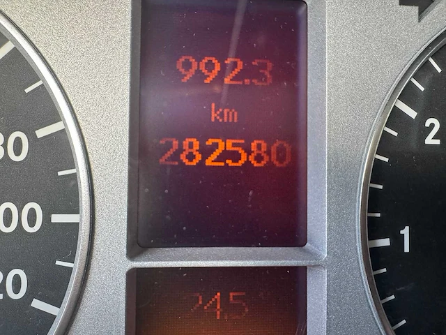 Mercedes-benz b-klasse 200 automaat 87-xrx-8 - afbeelding 5 van  15