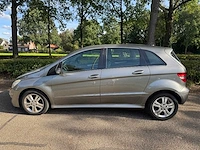 Mercedes-benz b-klasse 200 automaat 87-xrx-8 - afbeelding 9 van  15