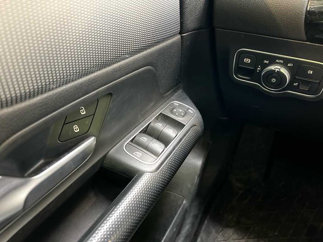 Mercedes-benz b-klasse 200d, n-781-fk - afbeelding 10 van  11