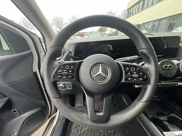 Mercedes-benz b-klasse 200d | n-784-fk - afbeelding 9 van  22
