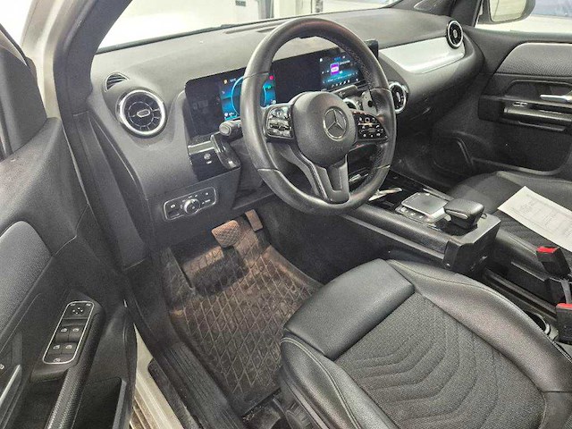 Mercedes-benz b-klasse 200d, p-593-ps - afbeelding 13 van  13