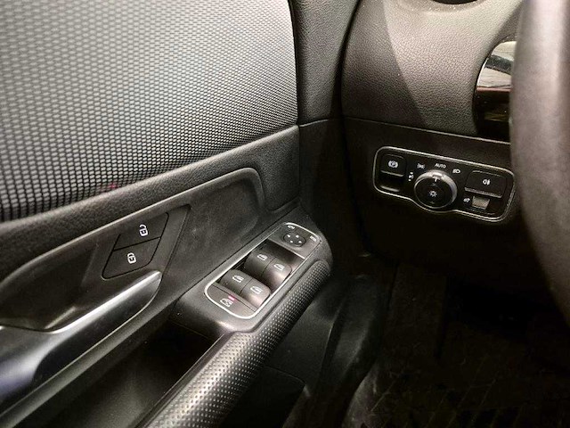 Mercedes-benz b-klasse 200d, p-624-lz - afbeelding 11 van  11