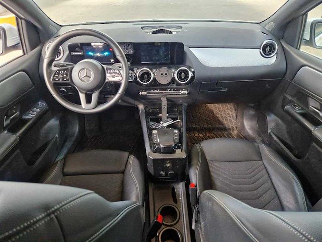 Mercedes-benz b-klasse 200d , p-982-lr - afbeelding 16 van  18