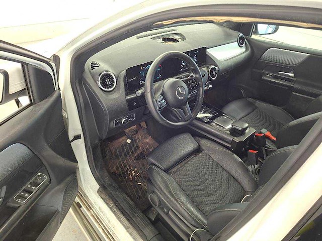 Mercedes-benz b-klasse 200d , p-985-lr - afbeelding 12 van  16
