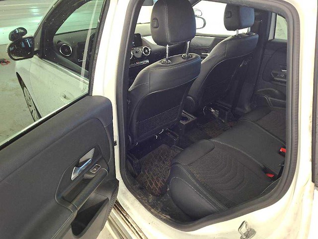 Mercedes-benz b-klasse 200d , p-985-lr - afbeelding 13 van  16