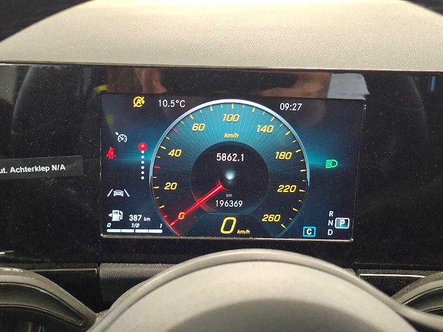Mercedes-benz b-klasse 200d , p-985-lr - afbeelding 15 van  16