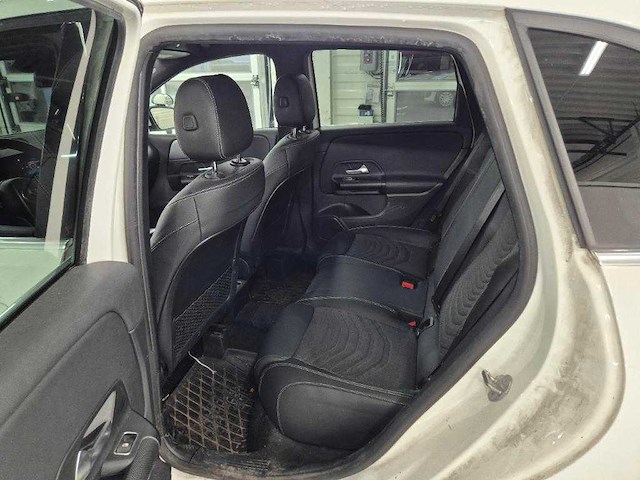 Mercedes-benz b klasse 200d , p-987-lr - afbeelding 13 van  16