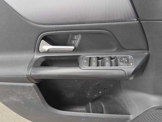 Mercedes-benz b-klasse 200d , r-566-xr - afbeelding 2 van  16