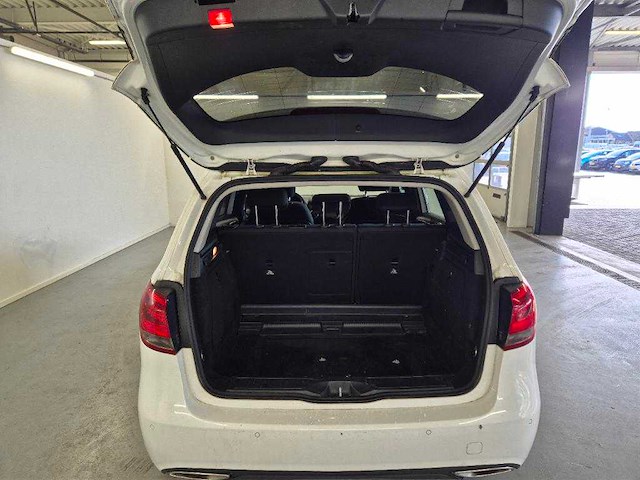 Mercedes-benz b-klasse 220 d ambition , tn-064-t - afbeelding 1 van  8