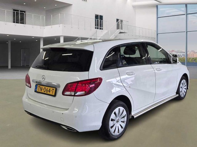 Mercedes-benz b-klasse 220 d ambition , tn-064-t - afbeelding 5 van  11