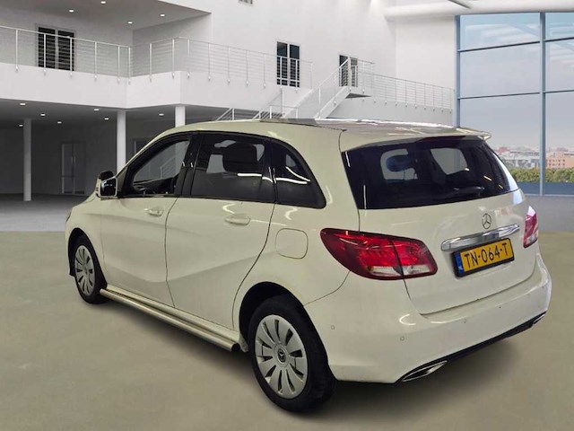 Mercedes-benz b-klasse 220 d ambition , tn-064-t - afbeelding 6 van  11