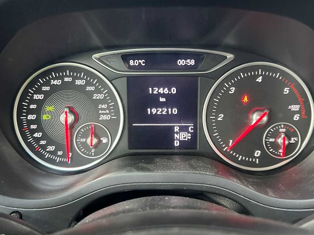 Mercedes-benz b-klasse 220 d ambition, xl-646-z - afbeelding 4 van  6