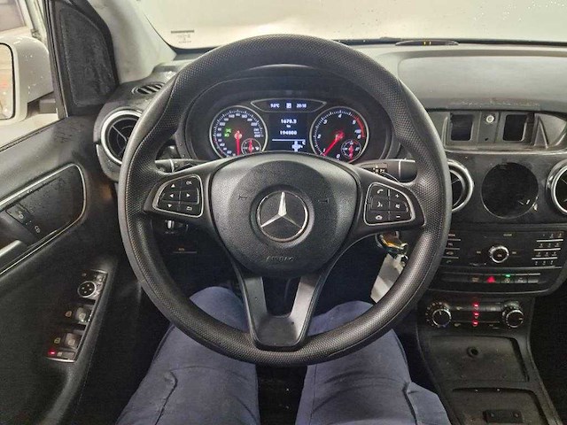 Mercedes-benz b-klasse 220 d ambition, zf-322-p - afbeelding 2 van  10