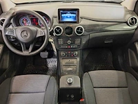 Mercedes-benz b-klasse 220 d ambition , zh-411-b - afbeelding 5 van  16