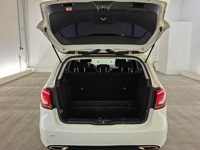Mercedes-benz b-klasse 220 d ambition , zh-411-b - afbeelding 6 van  16