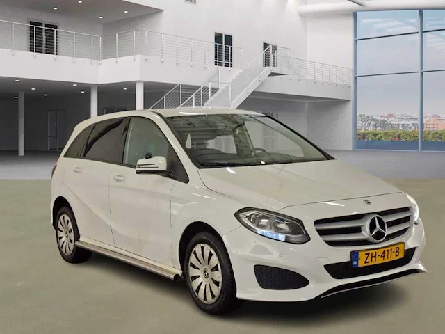 Mercedes-benz b-klasse 220 d ambition , zh-411-b - afbeelding 9 van  16