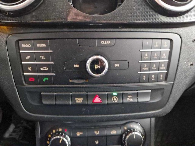 Mercedes-benz b-klasse 220 d, sp-878-b - afbeelding 6 van  16