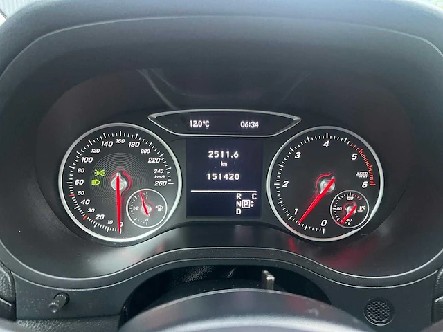 Mercedes-benz b-klasse 220 d *, tt-004-p - afbeelding 2 van  26