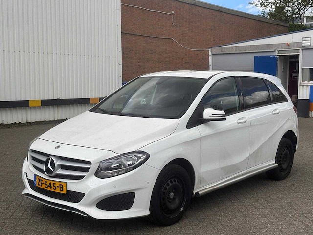 Mercedes-benz b-klasse220 d ambition , zf-545-b - afbeelding 1 van  7