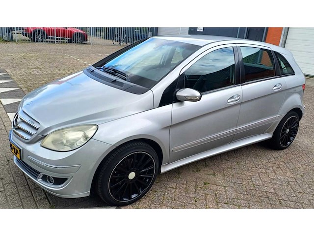 Mercedes-benz b170, 52-zb-xp - afbeelding 2 van  9