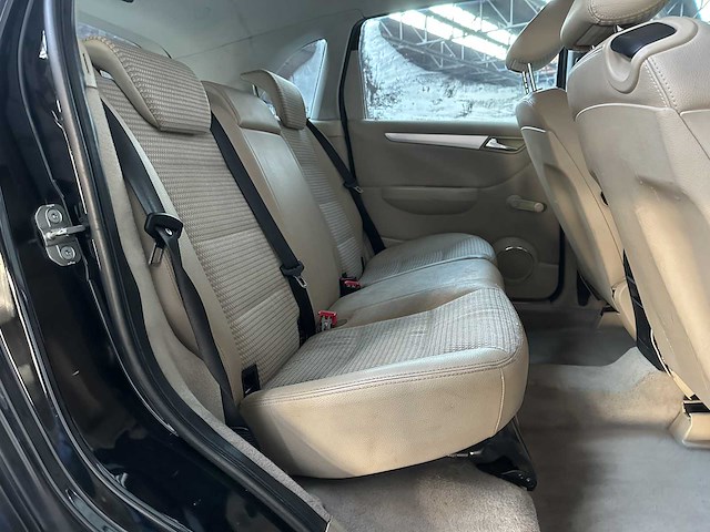 Mercedes-benz b170 b-klasse 114pk 2005, 14-rp-bs - afbeelding 25 van  39