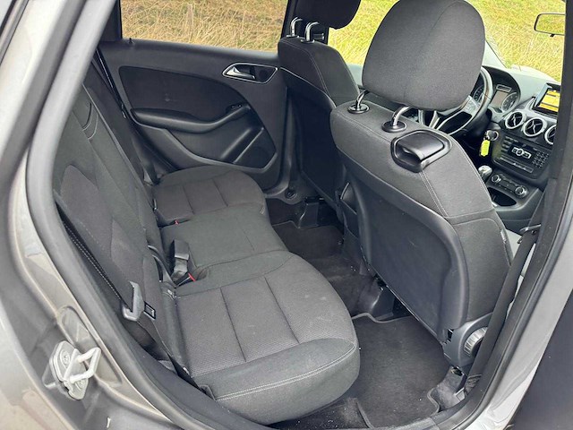 Mercedes-benz b180 ambition, 92-trf-5 - afbeelding 5 van  23
