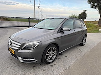 Mercedes-benz b180 ambition, 92-trf-5 - afbeelding 18 van  23