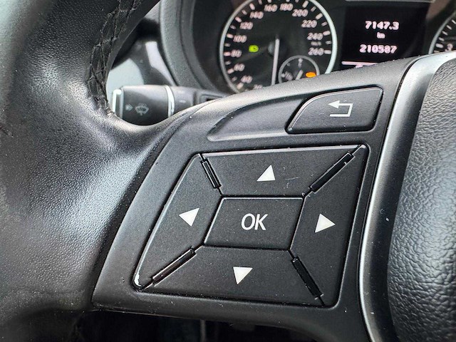 Mercedes-benz b180 ambition, 92-trf-5 - afbeelding 13 van  23