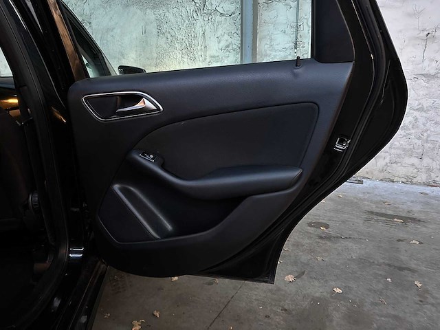 Mercedes-benz b180 ambition b-klasse 122pk 2012, 97-xkz-4 - afbeelding 27 van  38