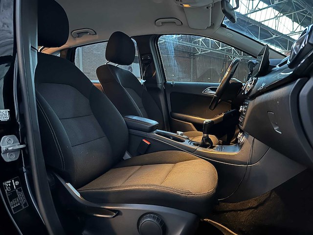 Mercedes-benz b180 ambition b-klasse 122pk 2012, 97-xkz-4 - afbeelding 30 van  38