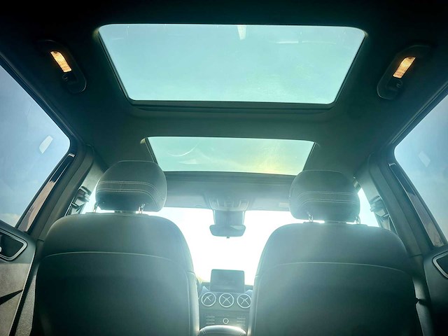 Mercedes-benz b180 automaat; rn-216-l - afbeelding 11 van  19