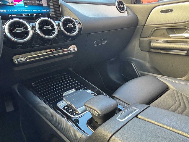 Mercedes-benz b180 business solution automaat; zg-720-h - afbeelding 13 van  21