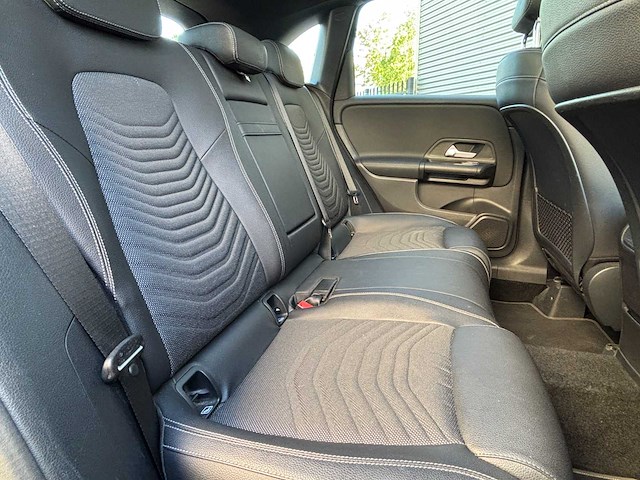 Mercedes-benz b180 business solution automaat; zg-720-h - afbeelding 19 van  21