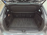 Mercedes-benz b180d launch edition premium 116pk 2019 b-klasse, l-741-hp - afbeelding 2 van  31