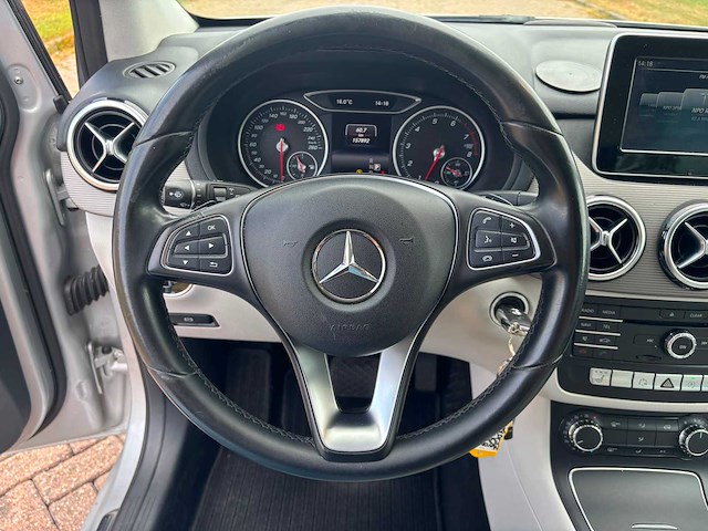 Mercedes-benz b200 ambition automaat, xz-470-v - afbeelding 3 van  24