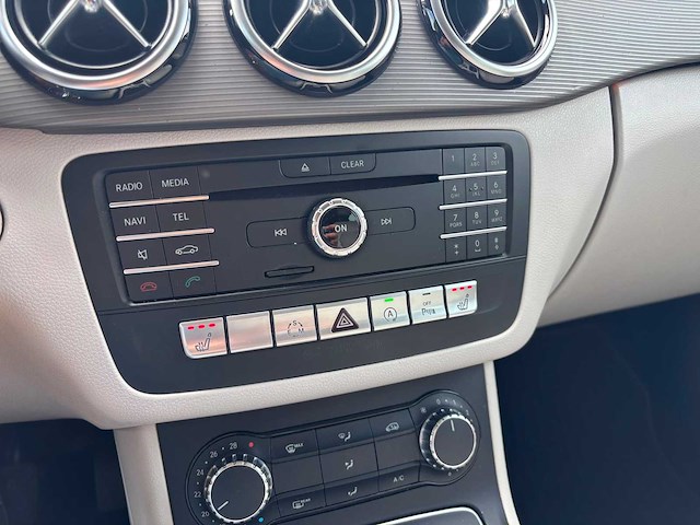 Mercedes-benz b200 ambition automaat, xz-470-v - afbeelding 9 van  24
